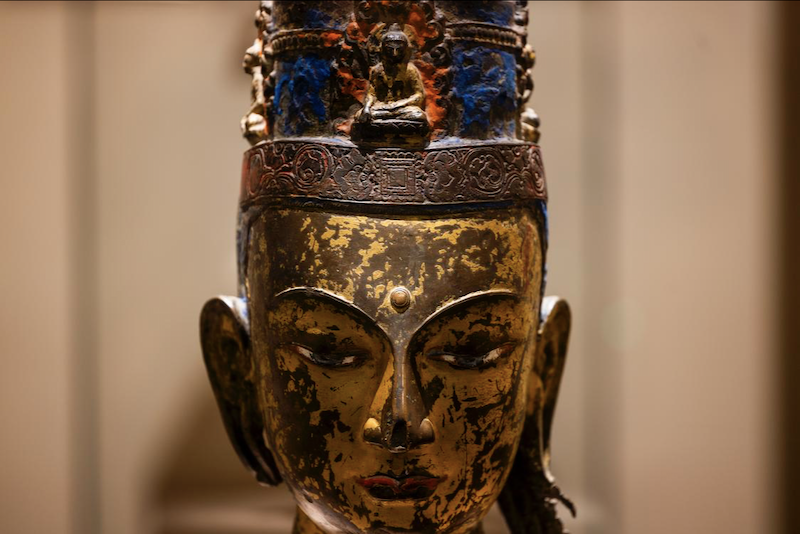 大日如来佛彩鎏金铜首像，9世纪。摄影记者/吴军